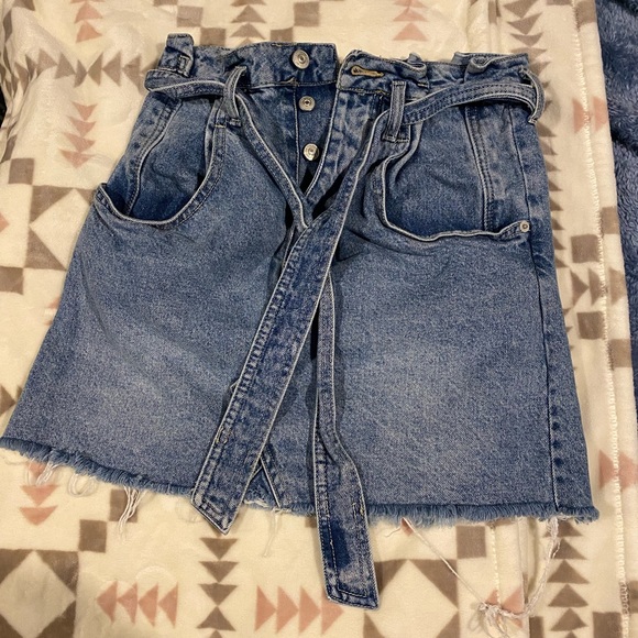 We The Free Dresses & Skirts - We The Free by Free People Denim skirt with belt